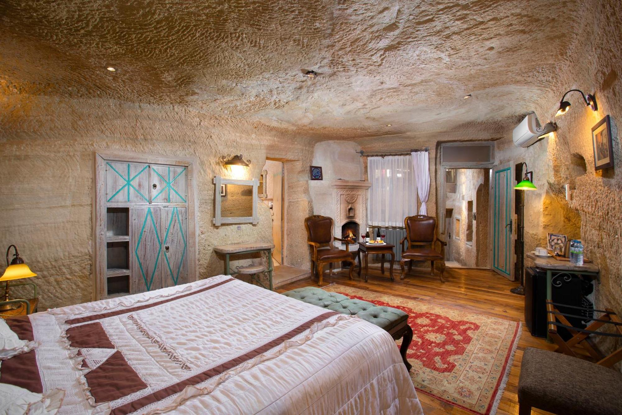 Отель Terra Cave